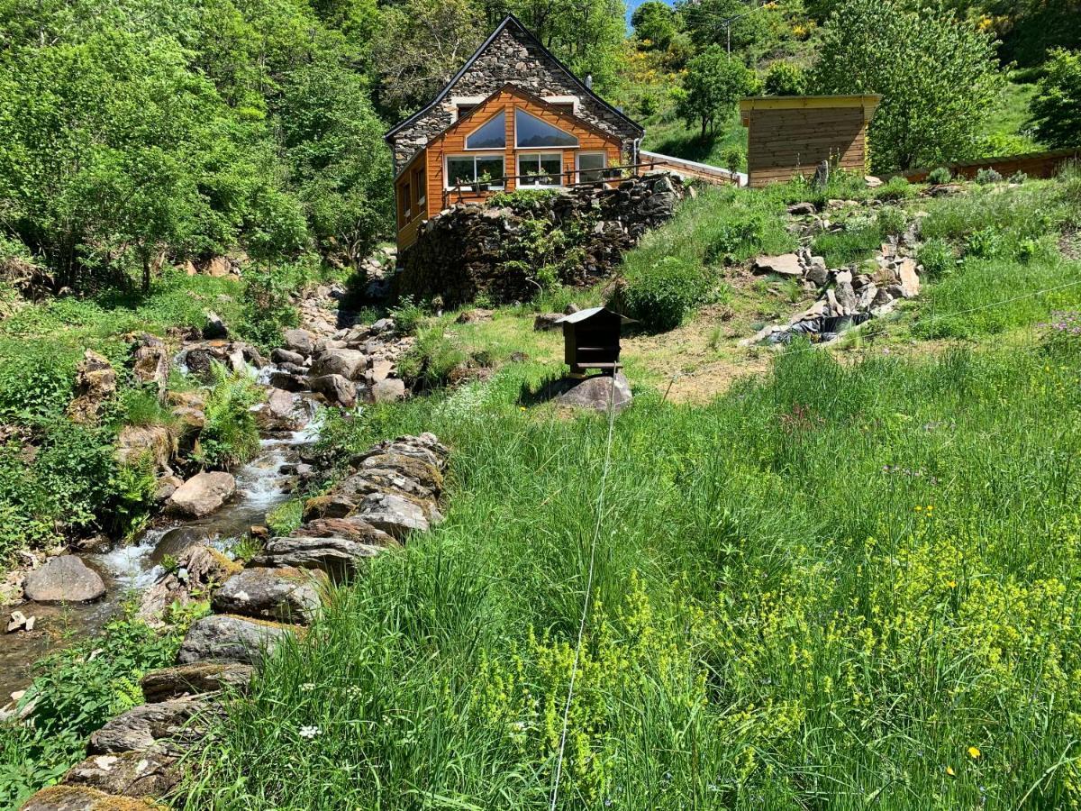 Chambres D'Hotes Le Lepadou-Bas Saint-Chely-d'Aubrac Exterior photo