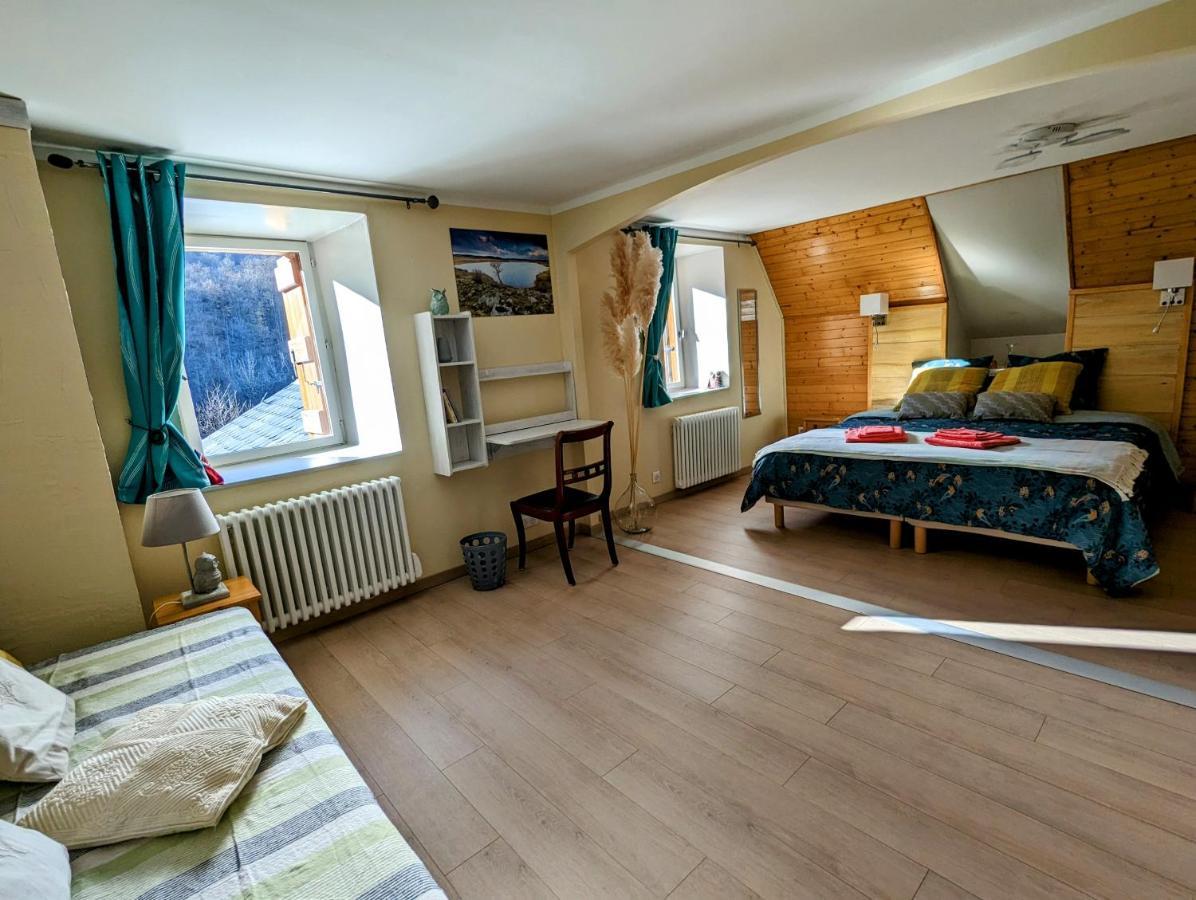 Chambres D'Hotes Le Lepadou-Bas Saint-Chely-d'Aubrac Exterior photo