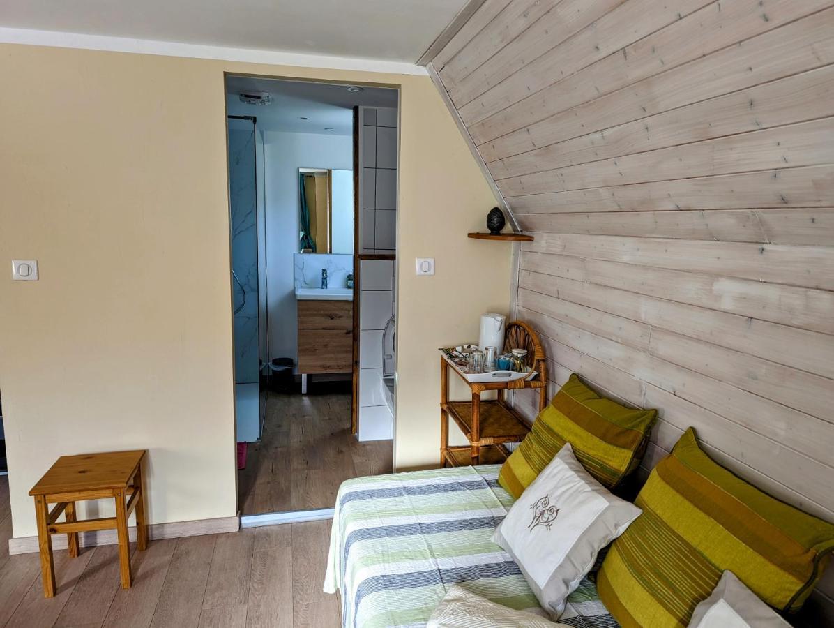 Chambres D'Hotes Le Lepadou-Bas Saint-Chely-d'Aubrac Exterior photo